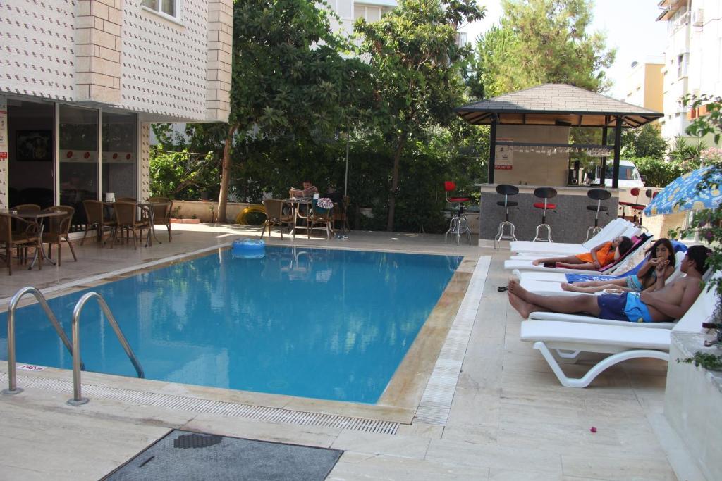 Otel Guenduez Antalya Buitenkant foto
